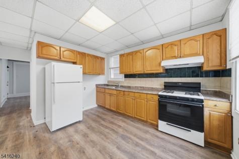 18 Rutland Avenue Kearny NJ 07032