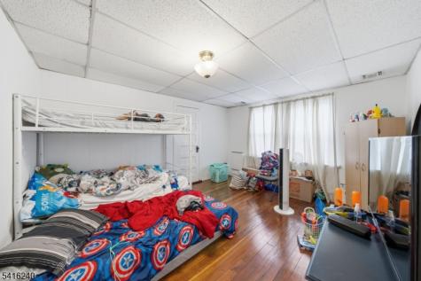 18 Rutland Avenue Kearny NJ 07032
