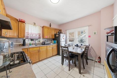 18 Rutland Avenue Kearny NJ 07032