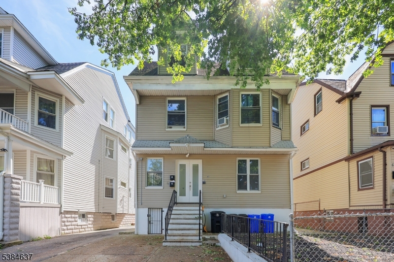 60 Amherst Street East Orange NJ 07018