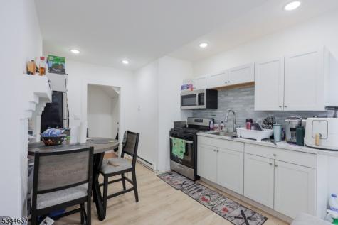 60 Amherst Street East Orange NJ 07018