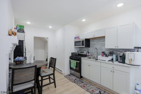 60 Amherst Street East Orange NJ 07018