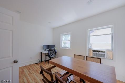 60 Amherst Street East Orange NJ 07018