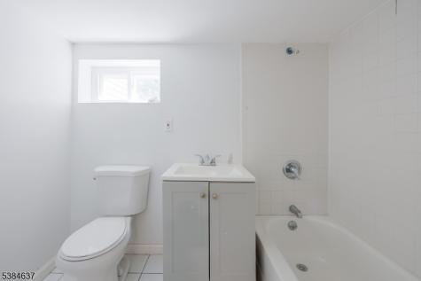 60 Amherst Street East Orange NJ 07018