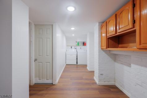 60 Amherst Street East Orange NJ 07018