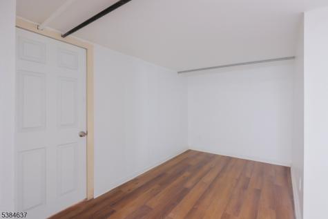 60 Amherst Street East Orange NJ 07018