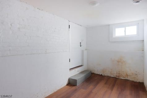 60 Amherst Street East Orange NJ 07018