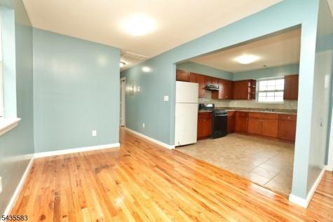 711 S 11th Street Newark NJ 07103