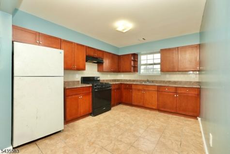 711 S 11th Street Newark NJ 07103