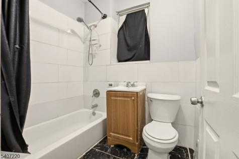 106 Wegman Parkway Jersey City NJ 07305