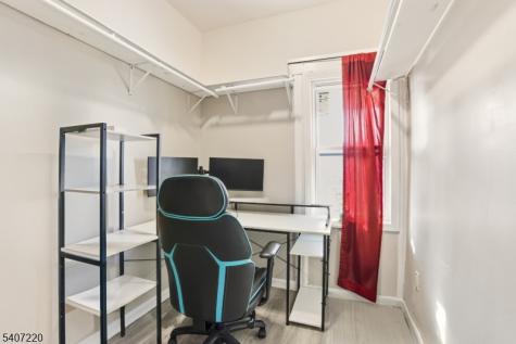 106 Wegman Parkway Jersey City NJ 07305