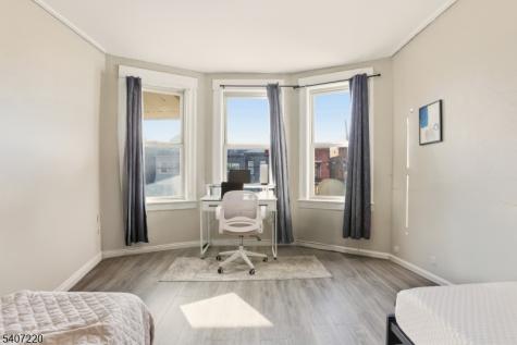 106 Wegman Parkway Jersey City NJ 07305