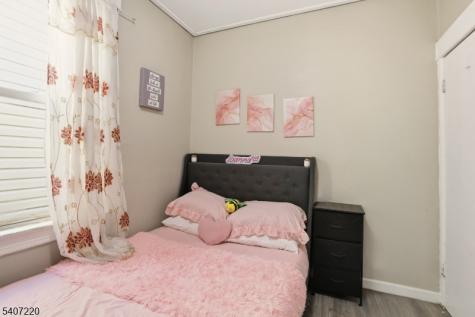 106 Wegman Parkway Jersey City NJ 07305