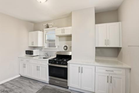 106 Wegman Parkway Jersey City NJ 07305