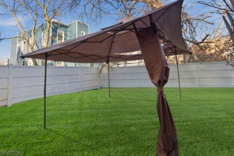 106 Wegman Parkway Jersey City NJ 07305