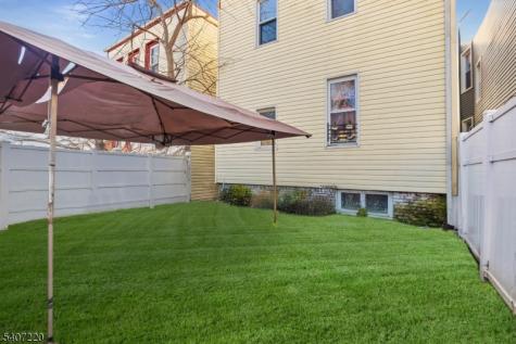 106 Wegman Parkway Jersey City NJ 07305