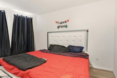 106 Wegman Parkway Jersey City NJ 07305