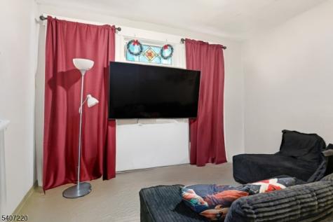 106 Wegman Parkway Jersey City NJ 07305