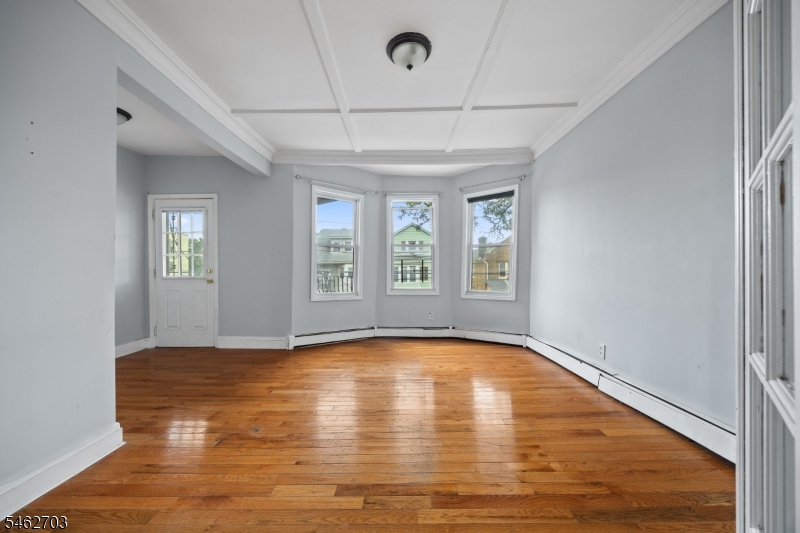 891 S 14th Street Newark NJ 07108
