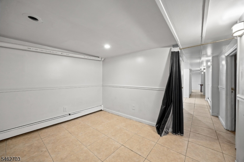 891 S 14th Street Newark NJ 07108