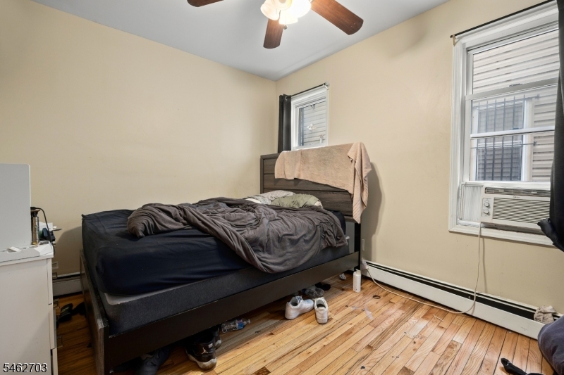 891 S 14th Street Newark NJ 07108