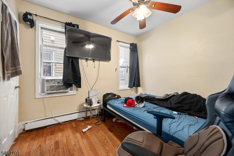891 S 14th Street Newark NJ 07108