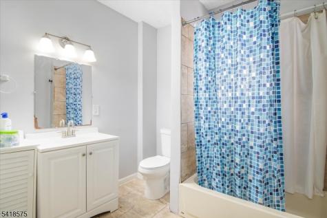 264 Union Street Lodi NJ 07644