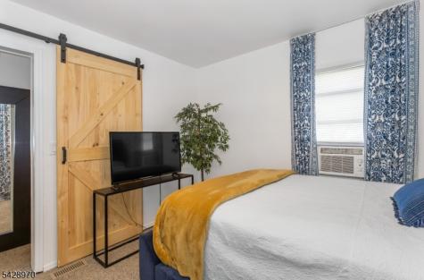 47 Van Pelt Place Little Falls NJ 07424
