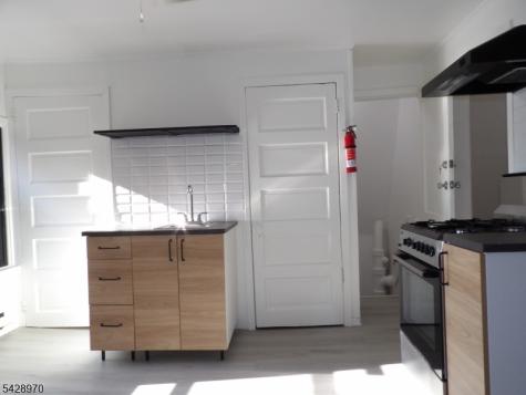 47 Van Pelt Place Little Falls NJ 07424