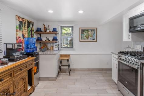 47 Van Pelt Place Little Falls NJ 07424