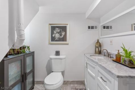 47 Van Pelt Place Little Falls NJ 07424