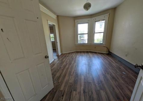 546 S 20th Street Newark NJ 07103