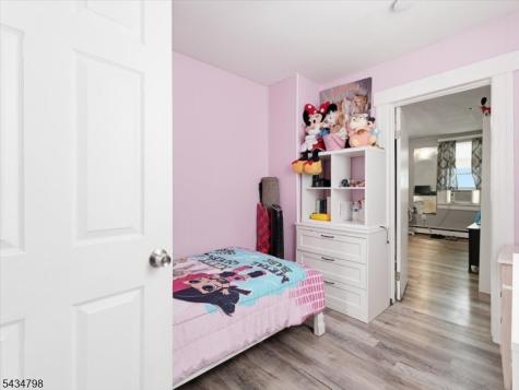 10 Dean Street West Orange NJ 07052