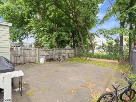 10 Dean Street West Orange NJ 07052