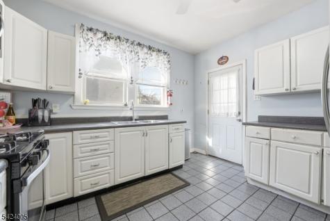 25 Florida Grove Road Woodbridge NJ 08832