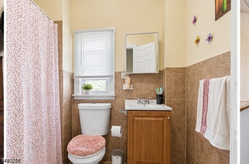 246 Spring Street Newton NJ 07860