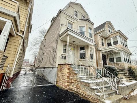 12 Garwood Place Irvington NJ 07111