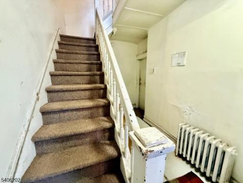 12 Garwood Place Irvington NJ 07111