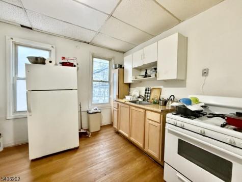 12 Garwood Place Irvington NJ 07111