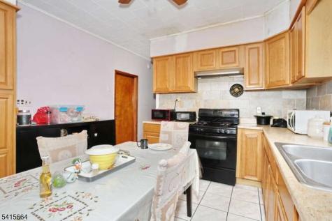 941 E 25th Street Paterson NJ 07513
