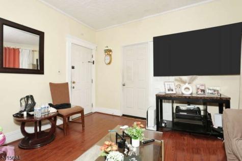 941 E 25th Street Paterson NJ 07513