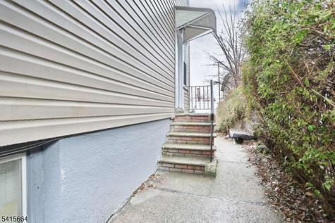 941 E 25th Street Paterson NJ 07513