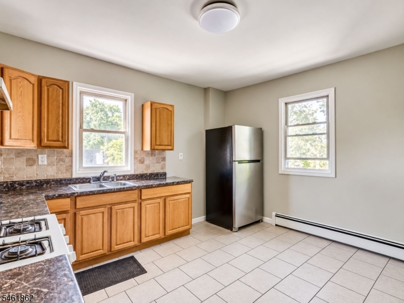 369 21ST Street Irvington NJ 07111