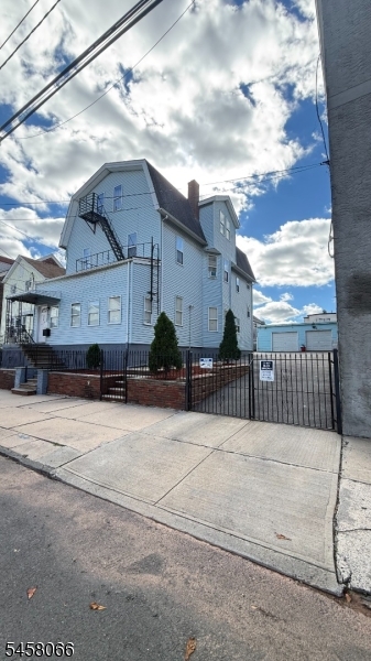 226 Marshall Street Elizabeth NJ 07206