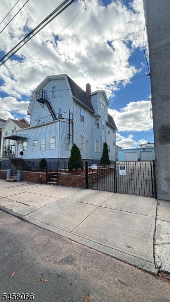 226 Marshall Street Elizabeth NJ 07206
