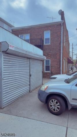 93 Davenport Avenue Newark NJ 07107
