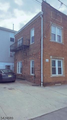 93 Davenport Avenue Newark NJ 07107