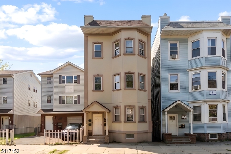 743 S 12th Street Newark NJ 07103