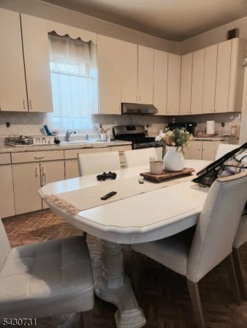 324 Clifton Avenue Newark NJ 07104