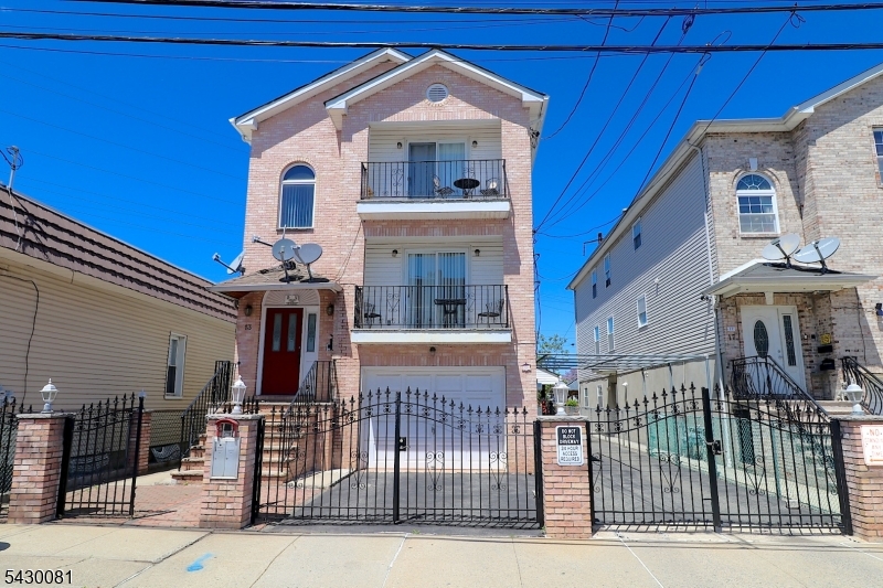 13 Garibaldi Avenue Newark NJ 07114